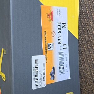 Thorogood Poromeric Academy Oxford shoes